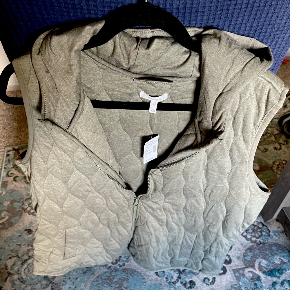 NWT Maurices army green hooded vest